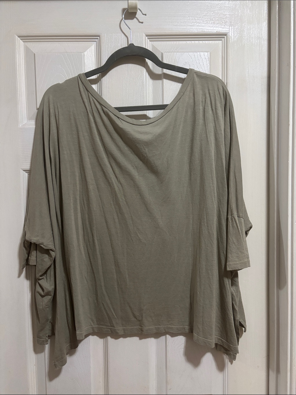 Relaxed Olive Green Women's Top — image 4 of 8